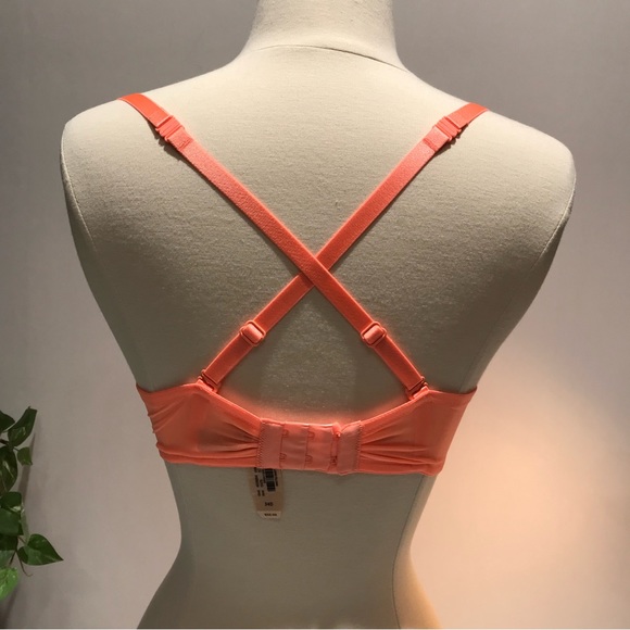 Victoria Secret Padded Demi Bra - 3 Way Straps - Picture 3 of 9